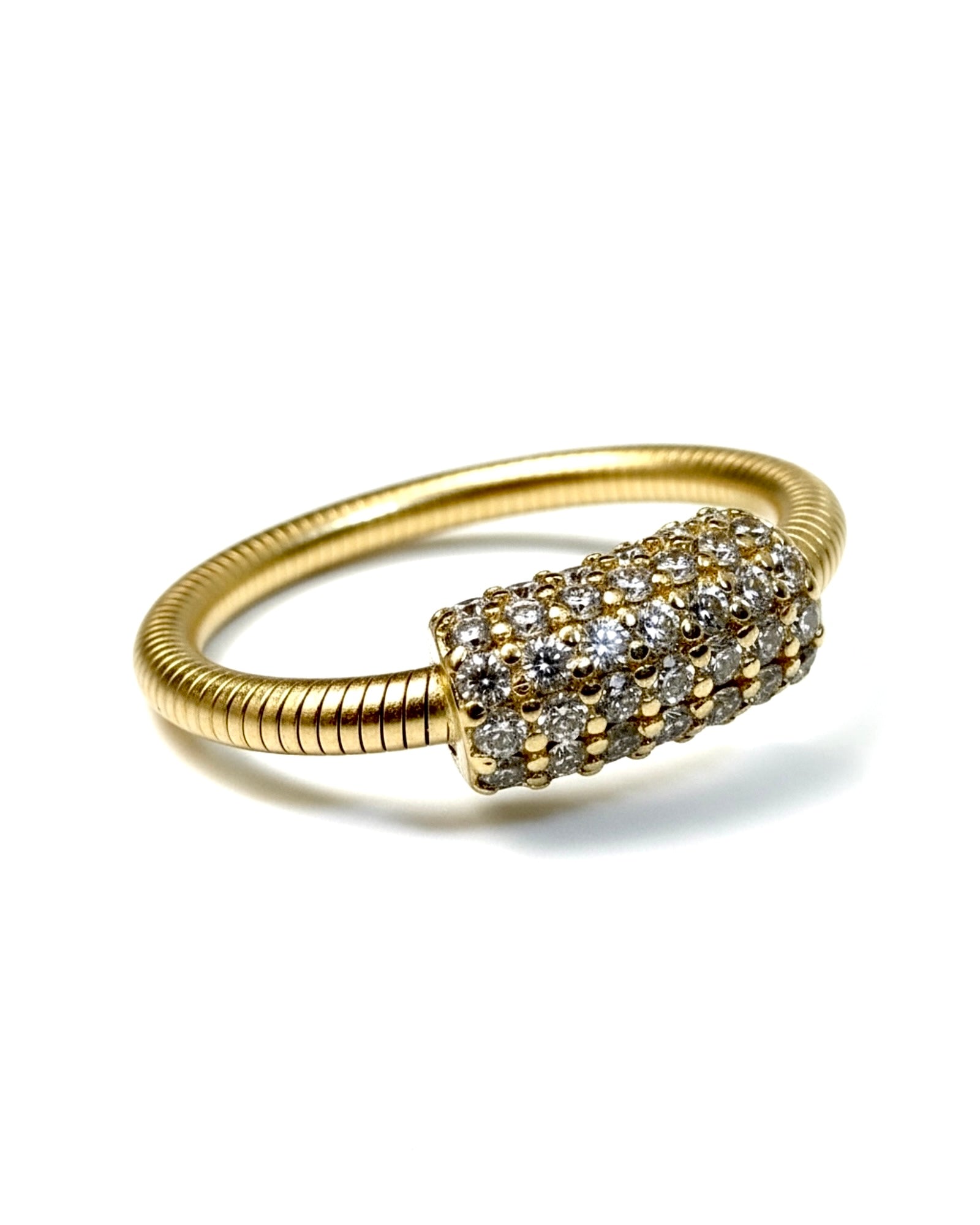 Glamorous Brilliant Ring in Gold-Plated Silver
