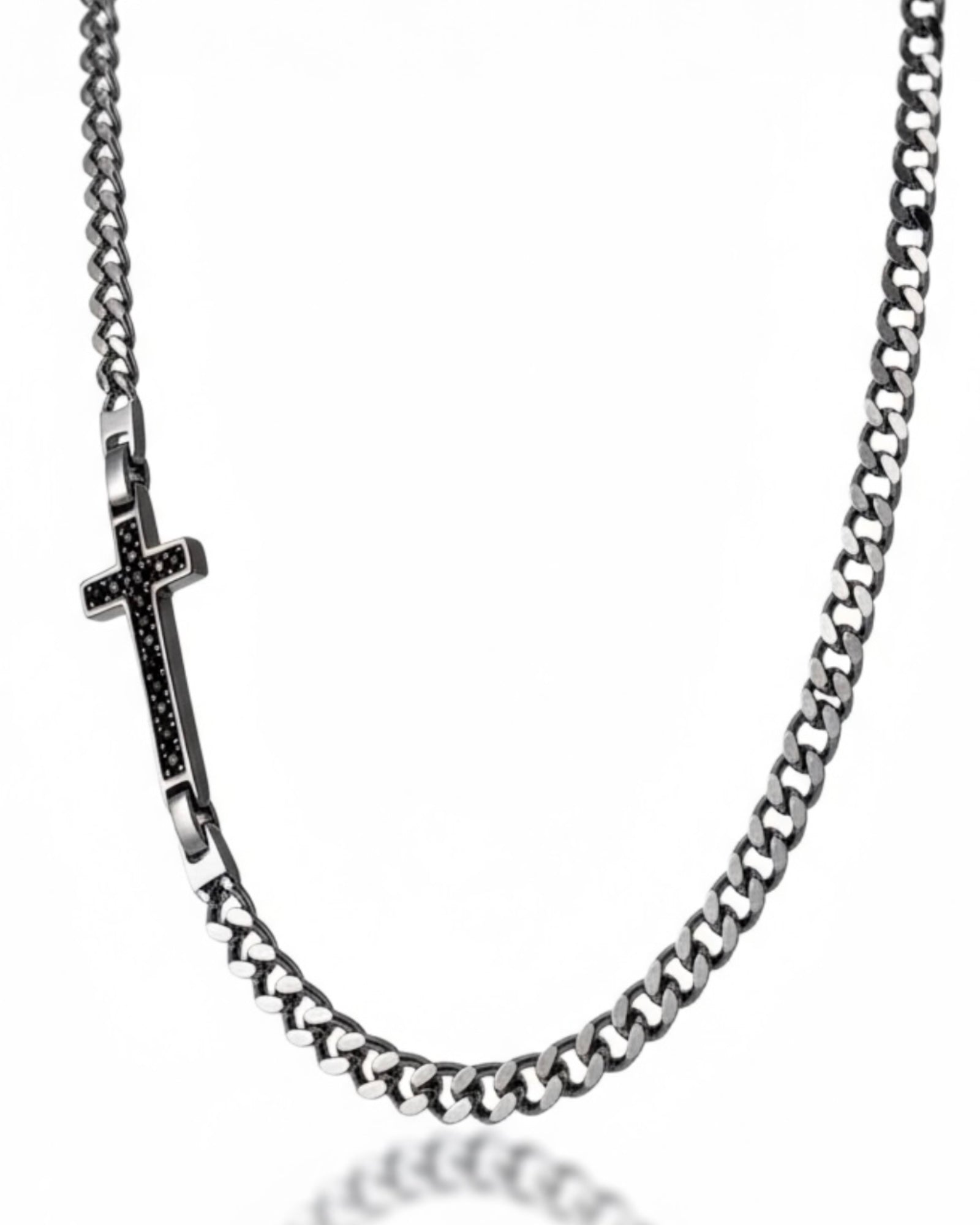 Colar Cruz com Pedras Pretas em Prata - Homem