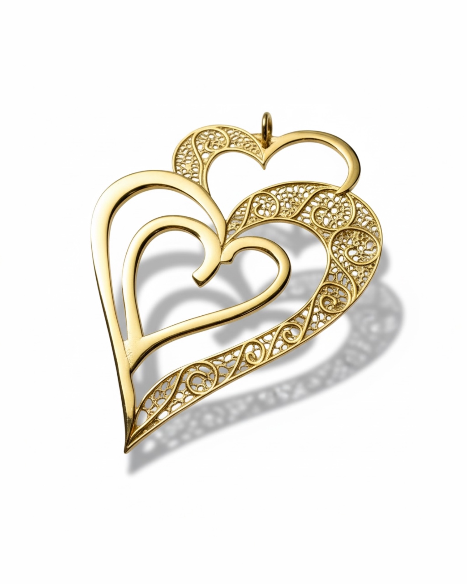 Medalha Coração Viana é Amor em Prata Dourada