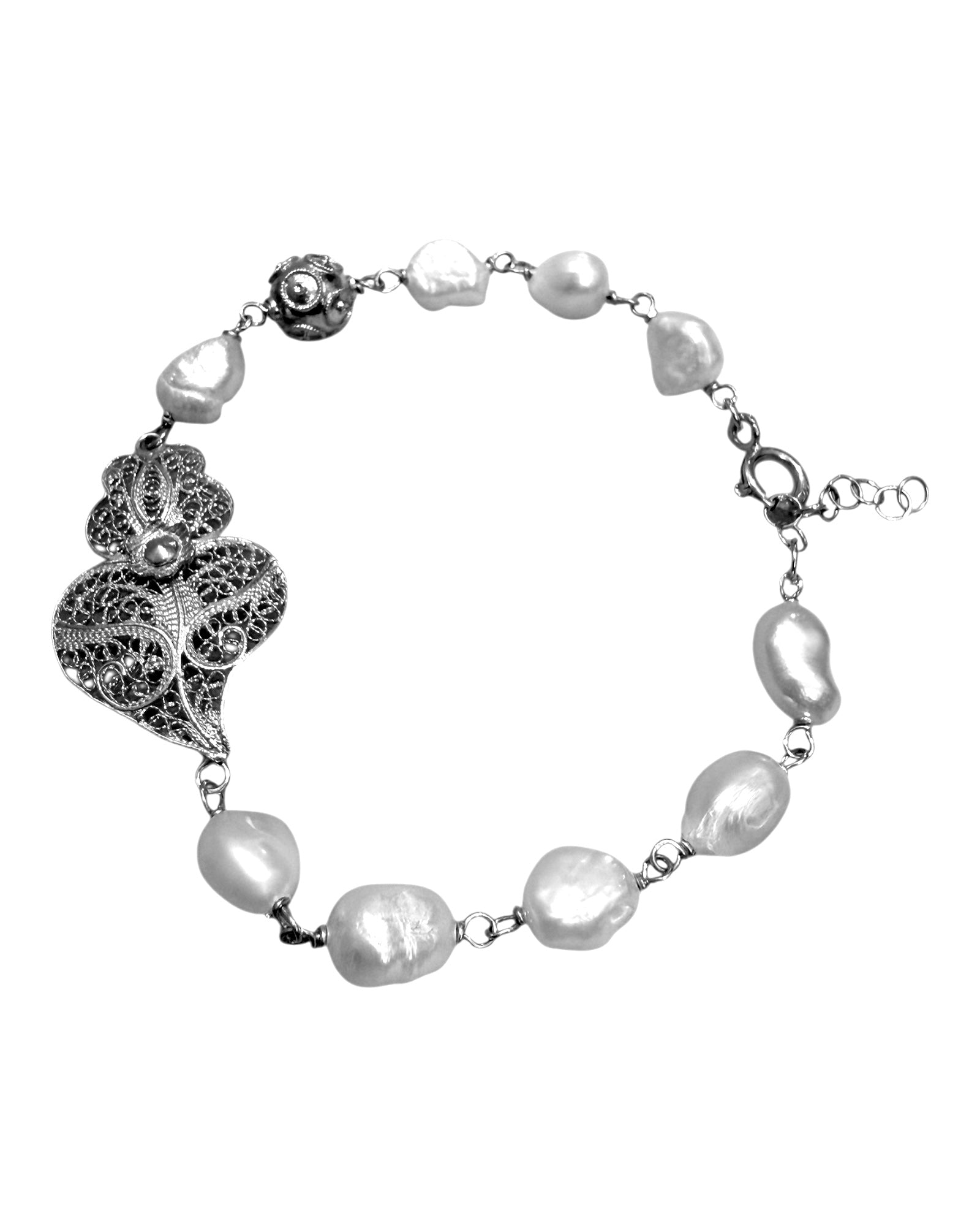 Pulseira de Pérolas com Coração de Viana