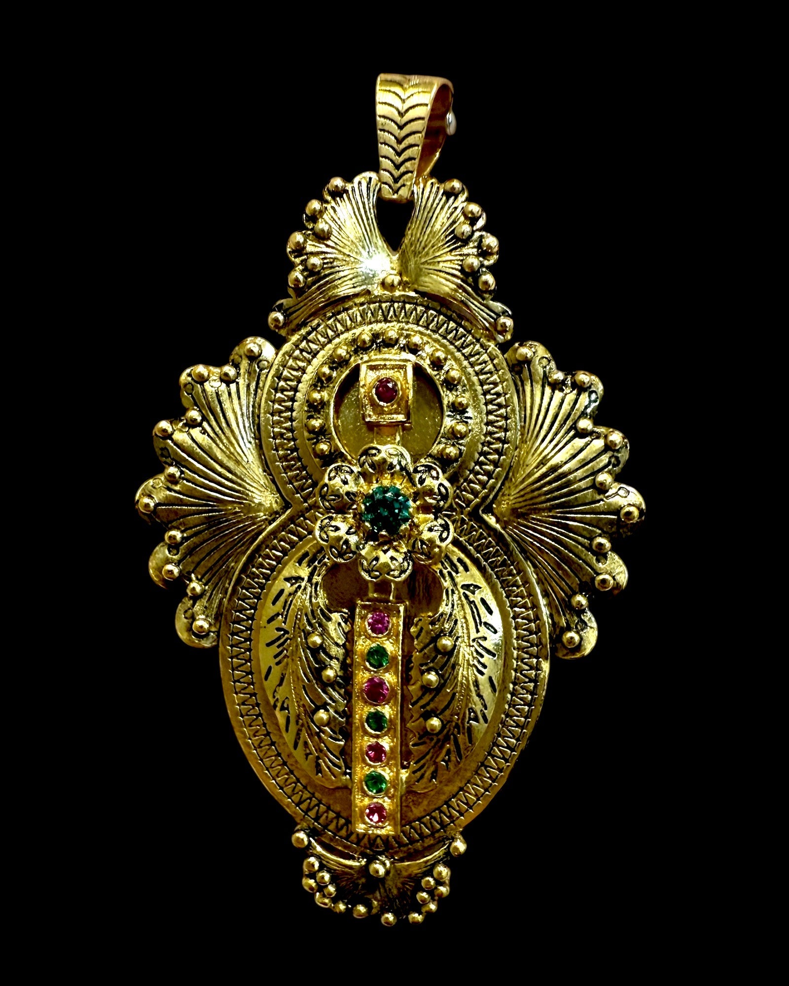 Filigree Gramalheira Medal in Gold Plated Silver