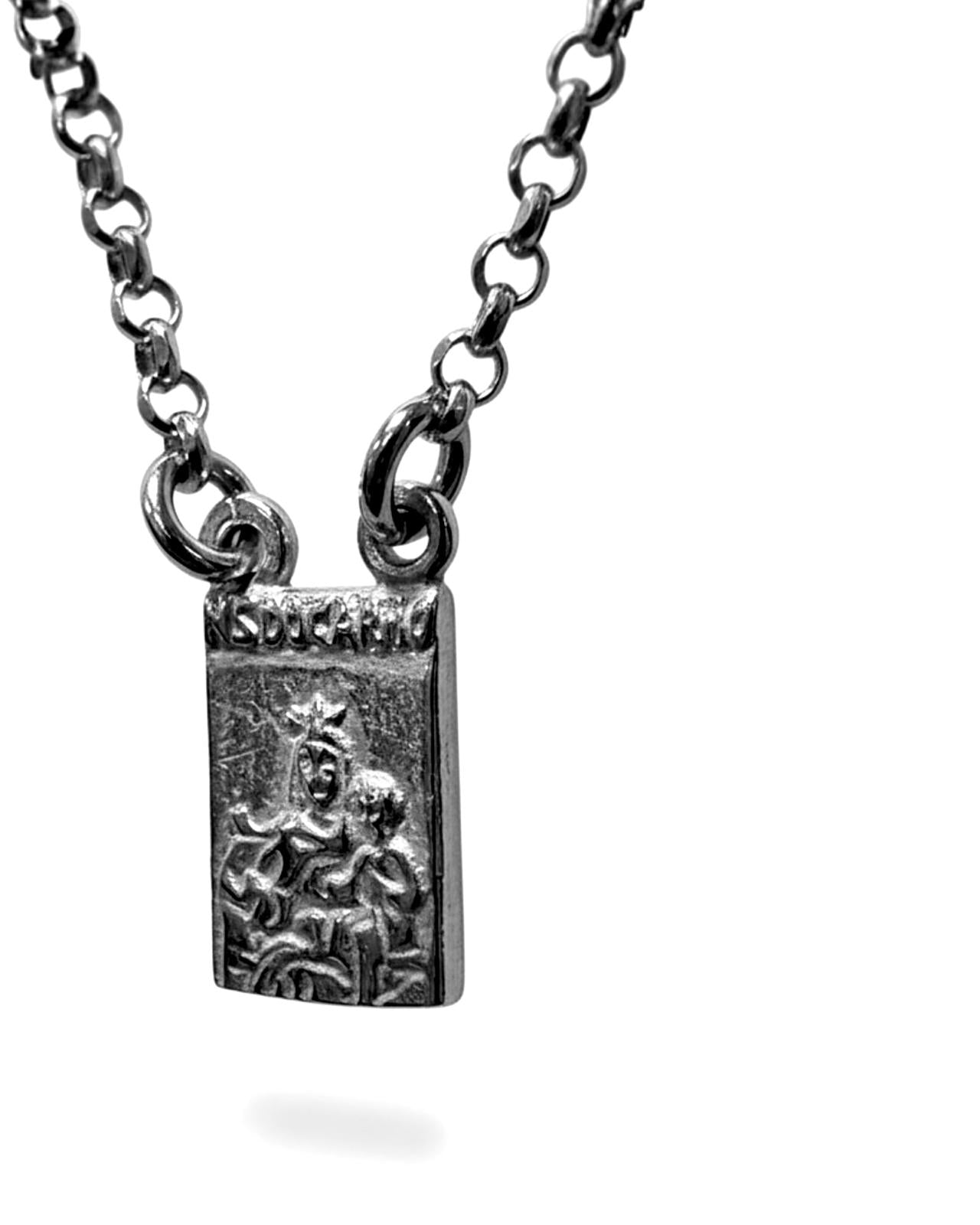 S- Traditional Mesh Scapular in White Silver