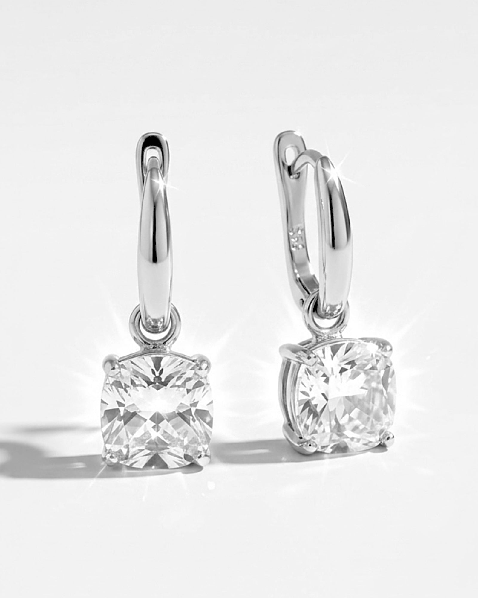 Argolas Brilhos em Prata