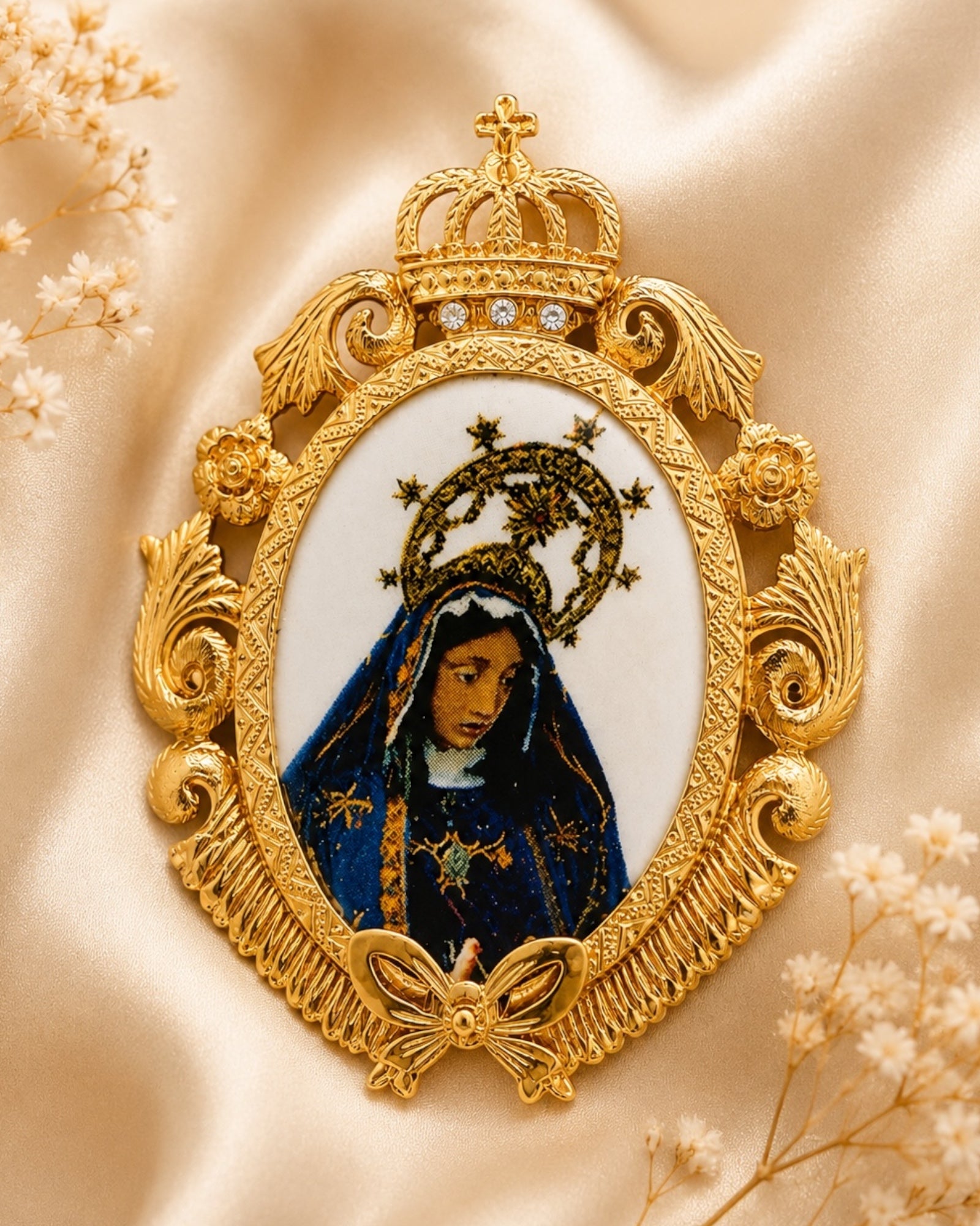 Medalha Nossa Senhora da Agonia em Prata Dourada com Esmalte