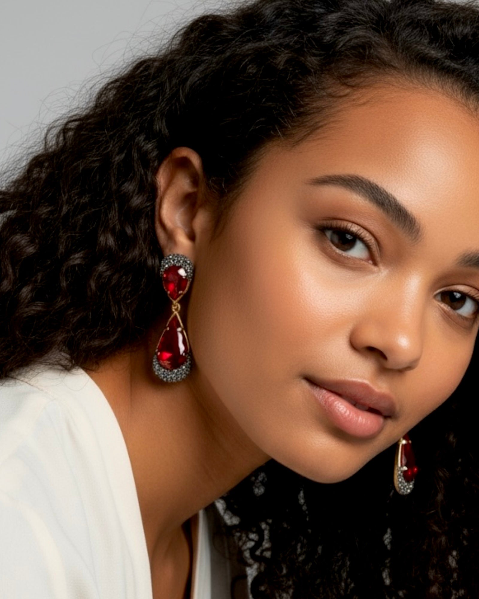 Brincos Gotas Vermelhas