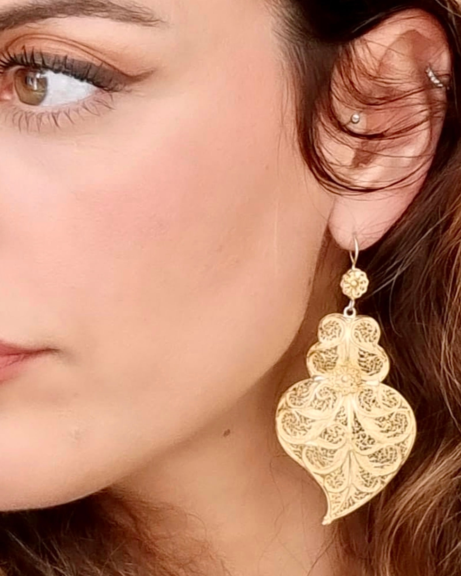 Brincos Coração de Viana em Filigrana de  Prata Dourada