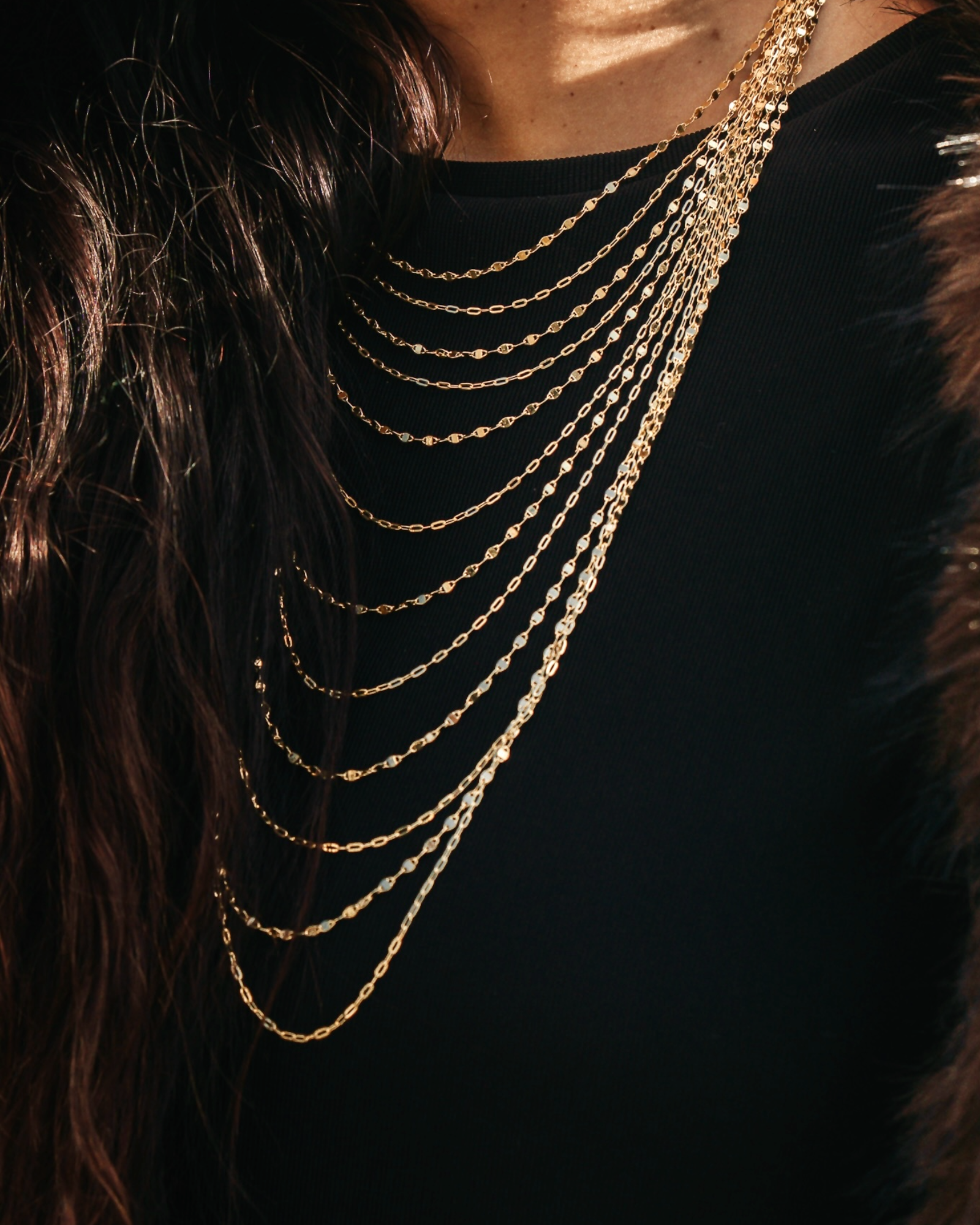 Colar Cascata com Brilho em Prata Rosa