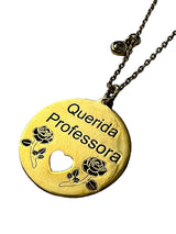 Colar "Querida Professora" em Prata Dourada