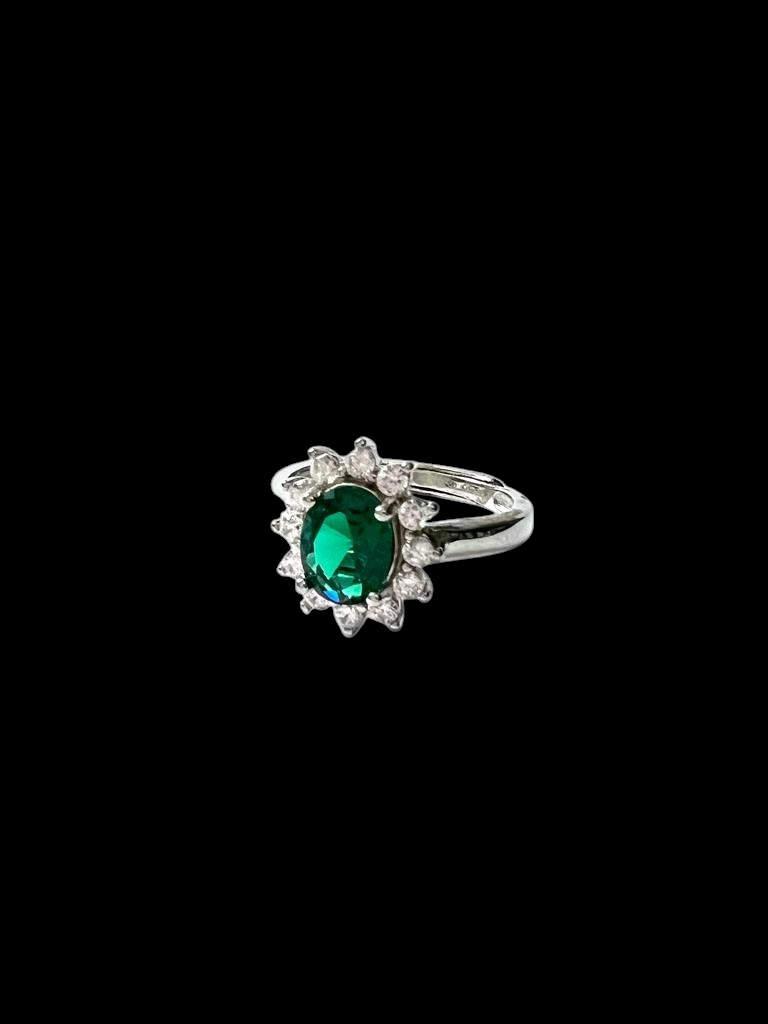 Lady Di Verde Ring in Silver