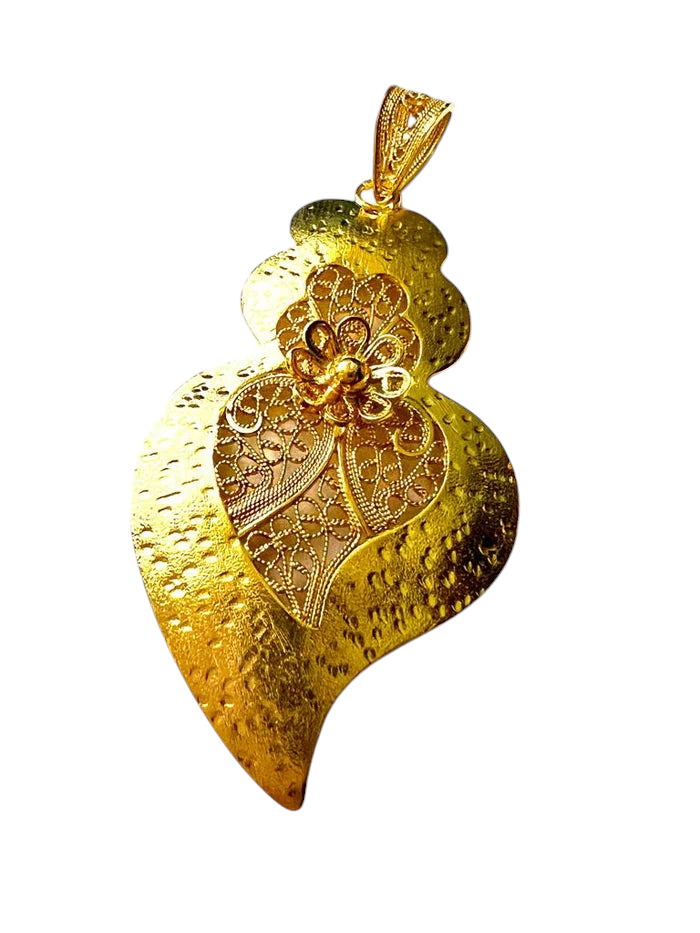 Viana Heart Medal Filigree in Gold Plated Silver