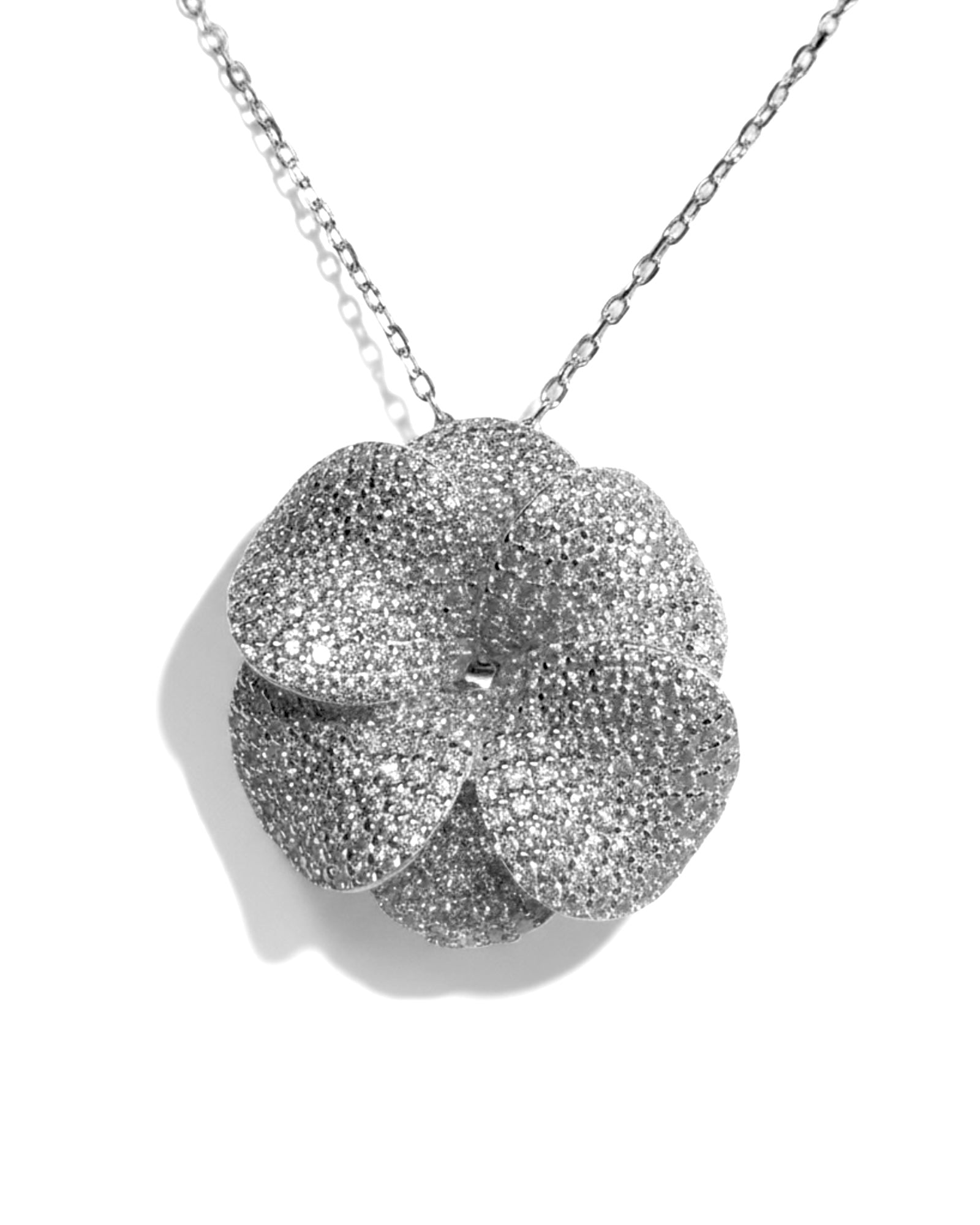 Colar Pétalas em Prata