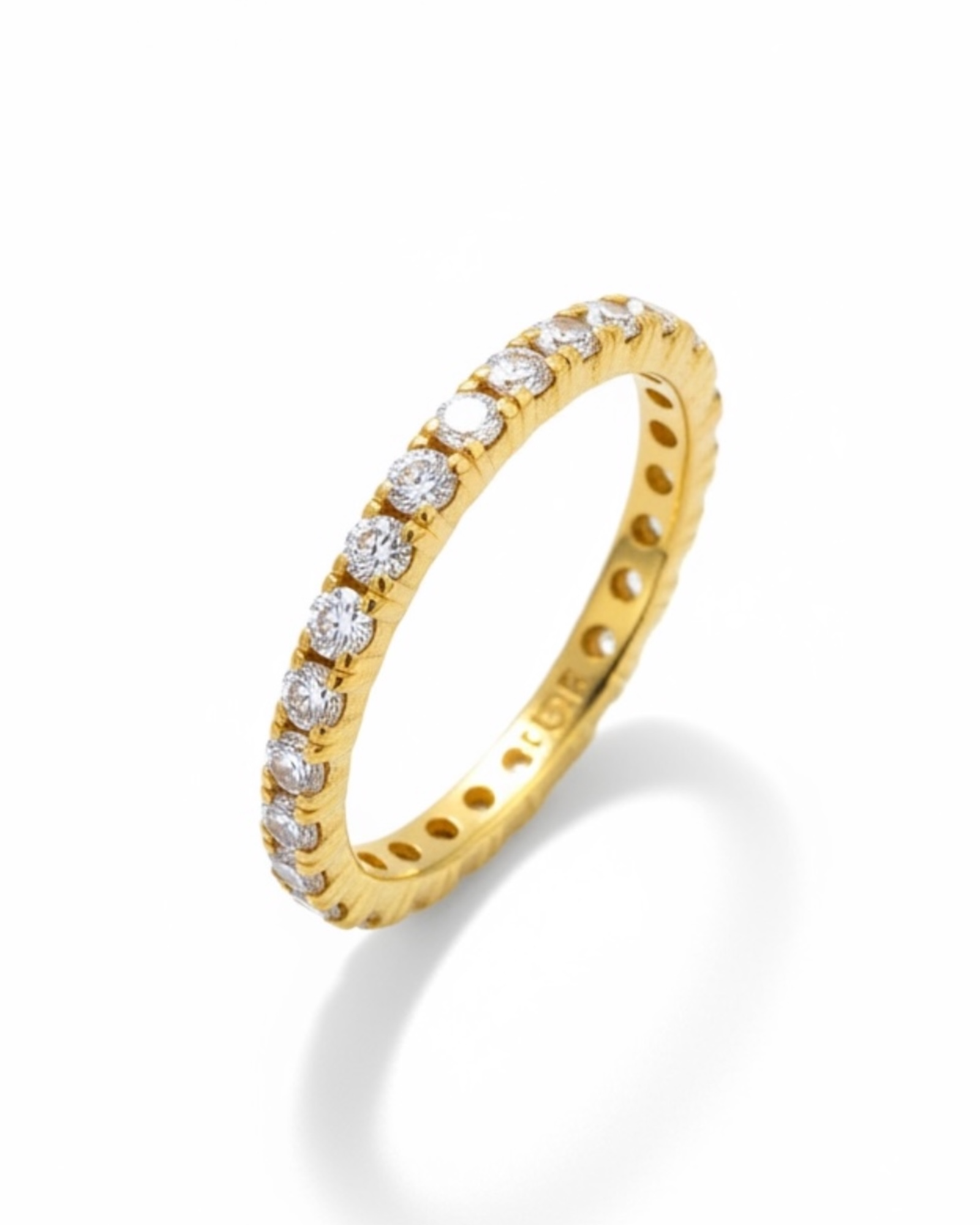 Anel Fino com Brilho em Prata Dourada