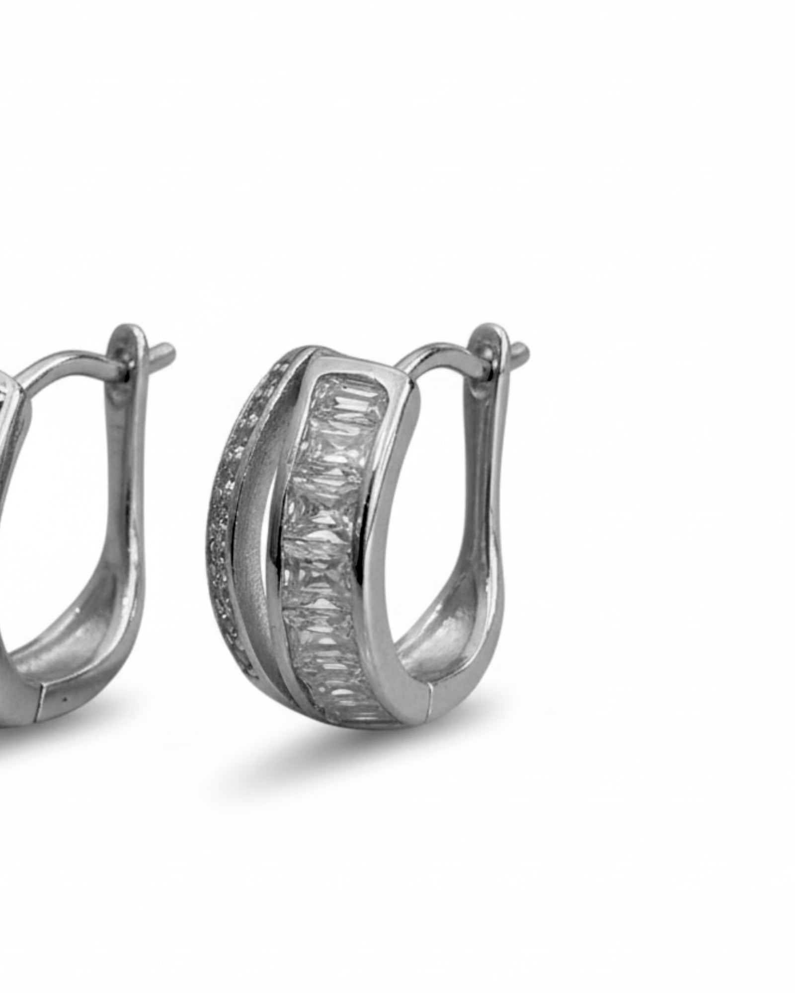 Brincos Brilho em Prata