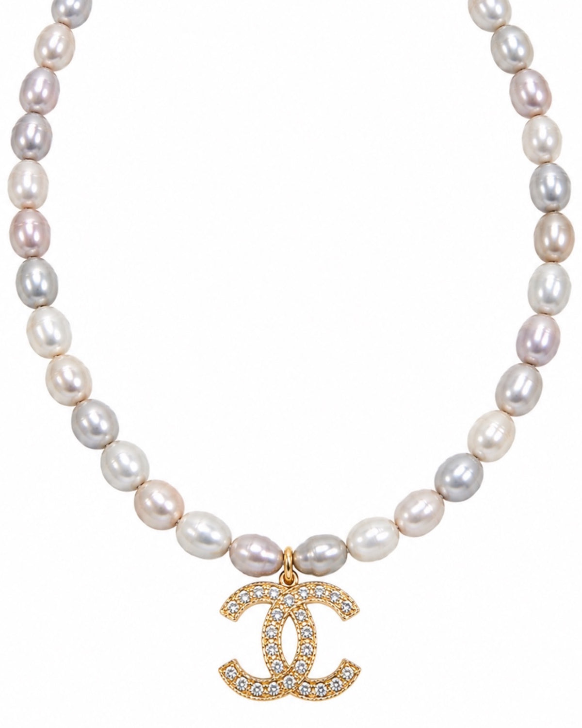 Charm necklace with pearls in gold-plated silver.