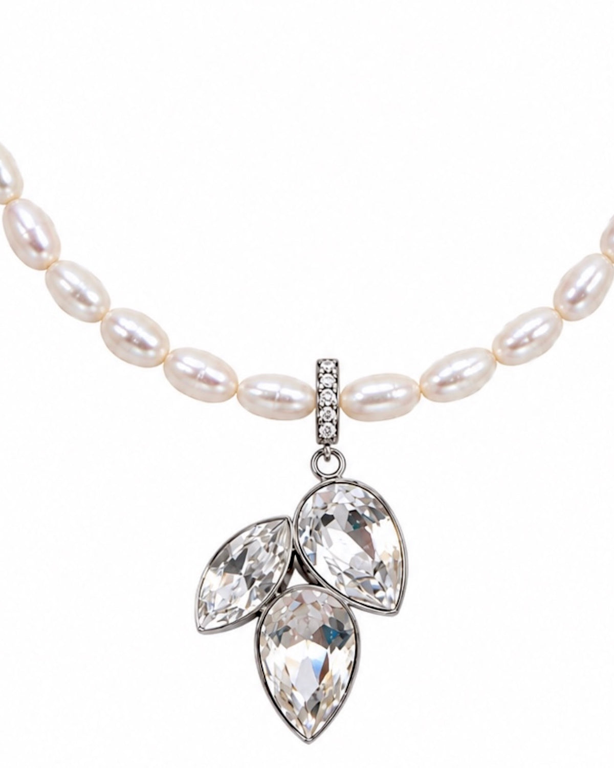 Colar Pérolas em Prata Branca