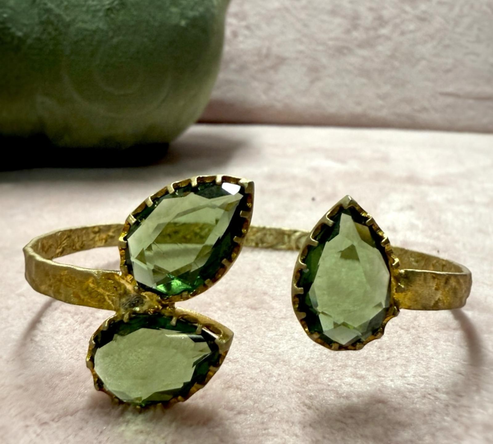 Pulseira Gotas Verde Claro em Prata Dourada