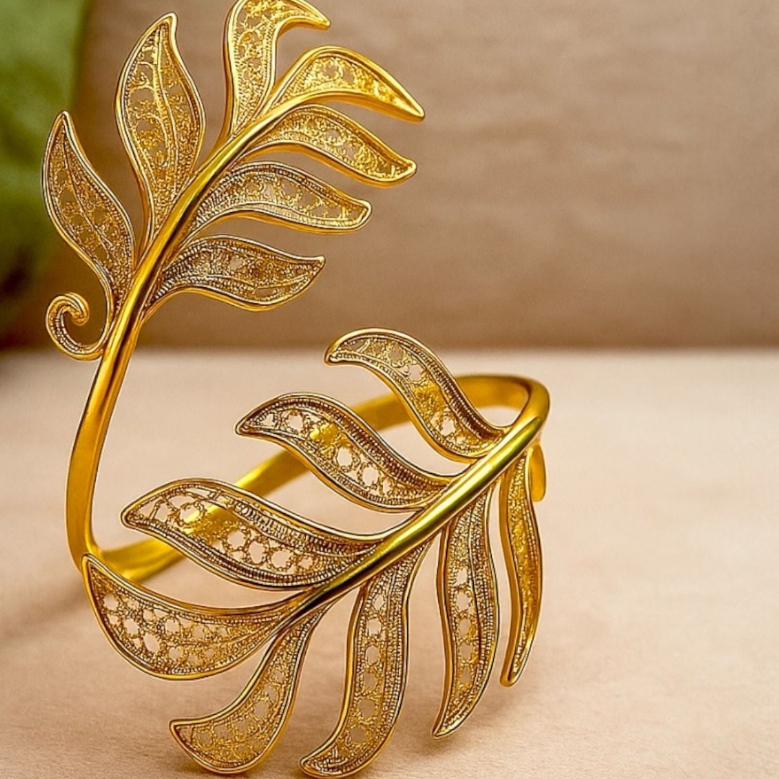 Pulseira Folhas de Filigrana em Prata Dourada