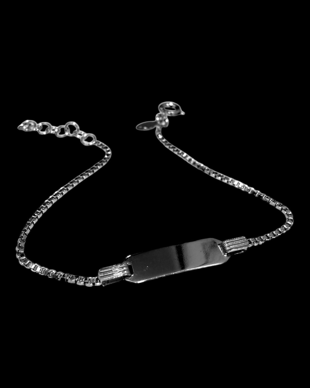 Pulseira em prata com chapa lisa para gravação
