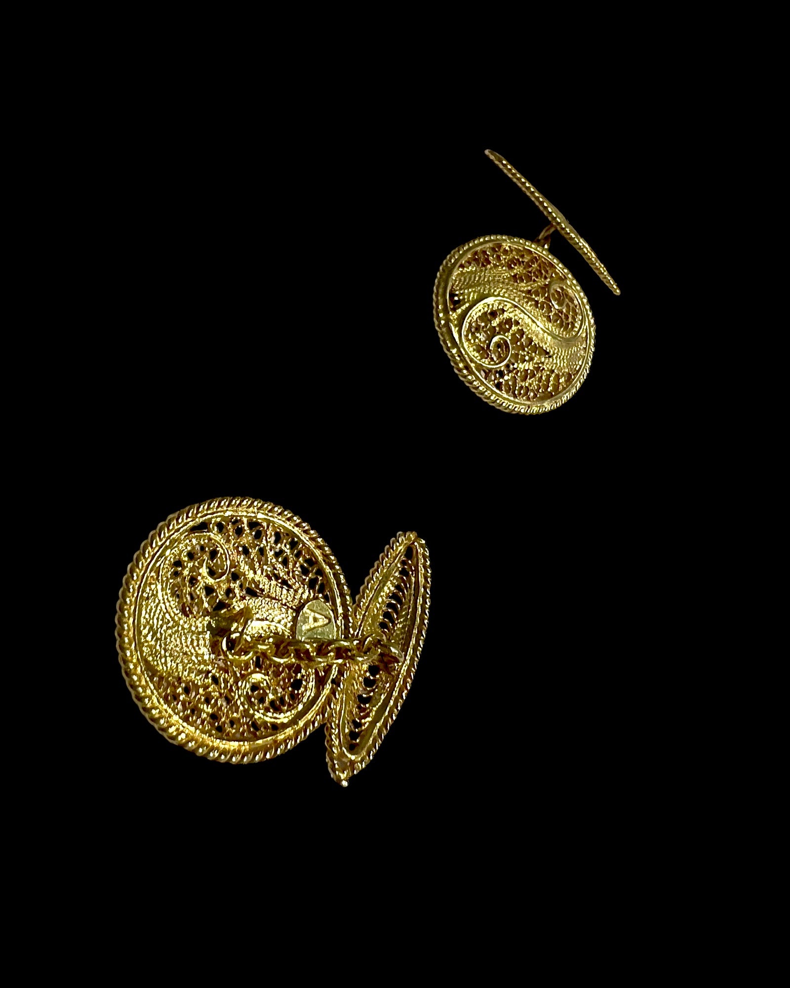 Filigree Cufflinks in Gold Plated Silver