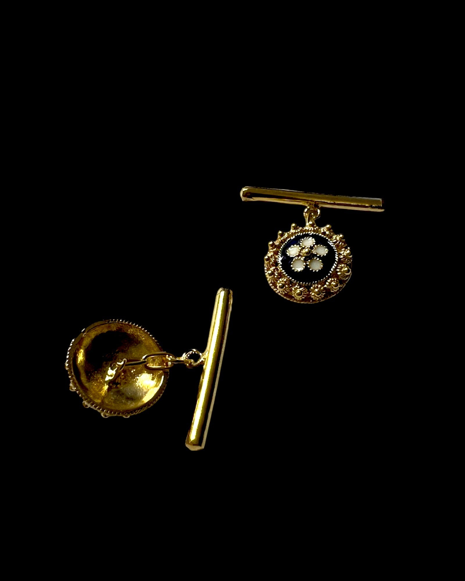 Snail Cufflinks in Gold Silver