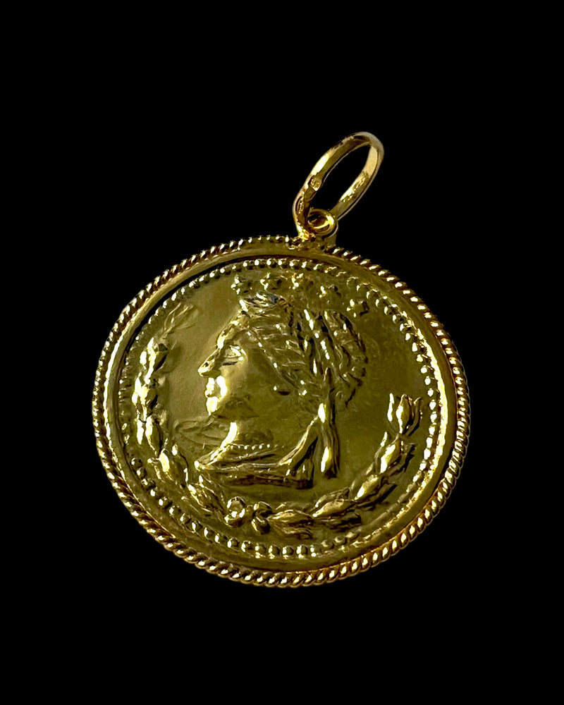 Medalha Imagem Libra em Prata Dourada