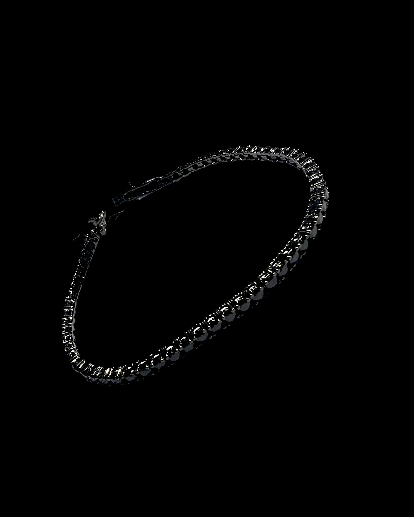 Black Shiny Bracelet in Silver