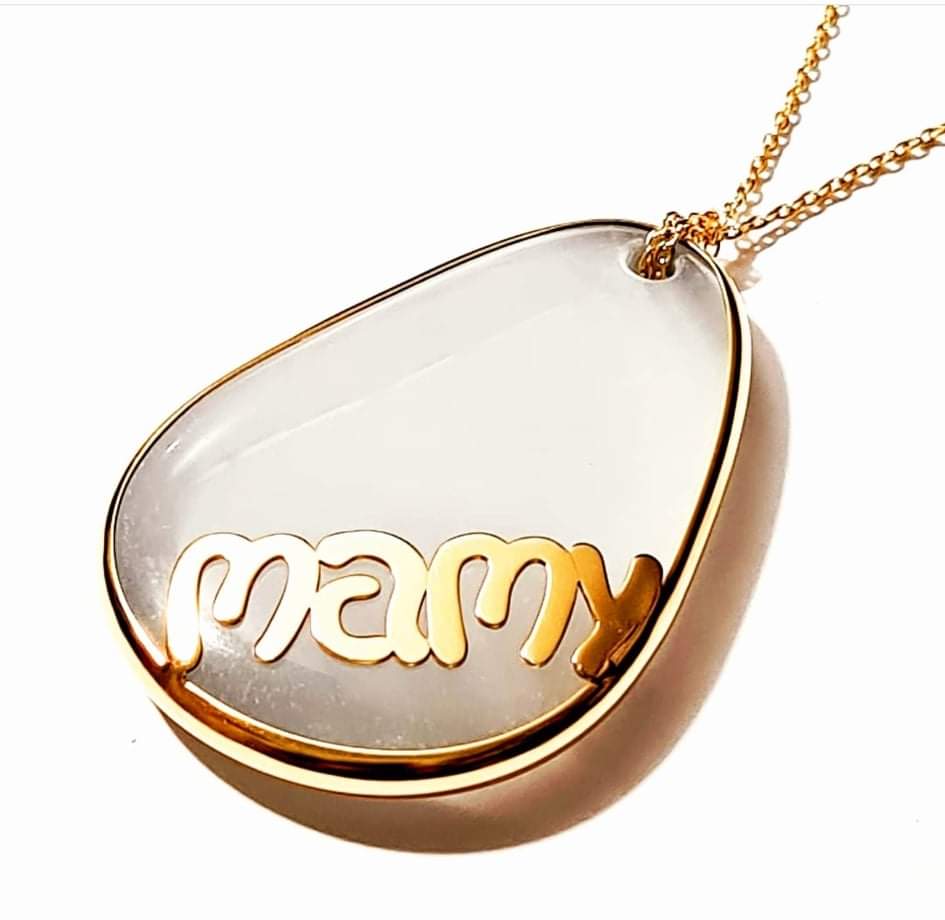 Mamy Necklace